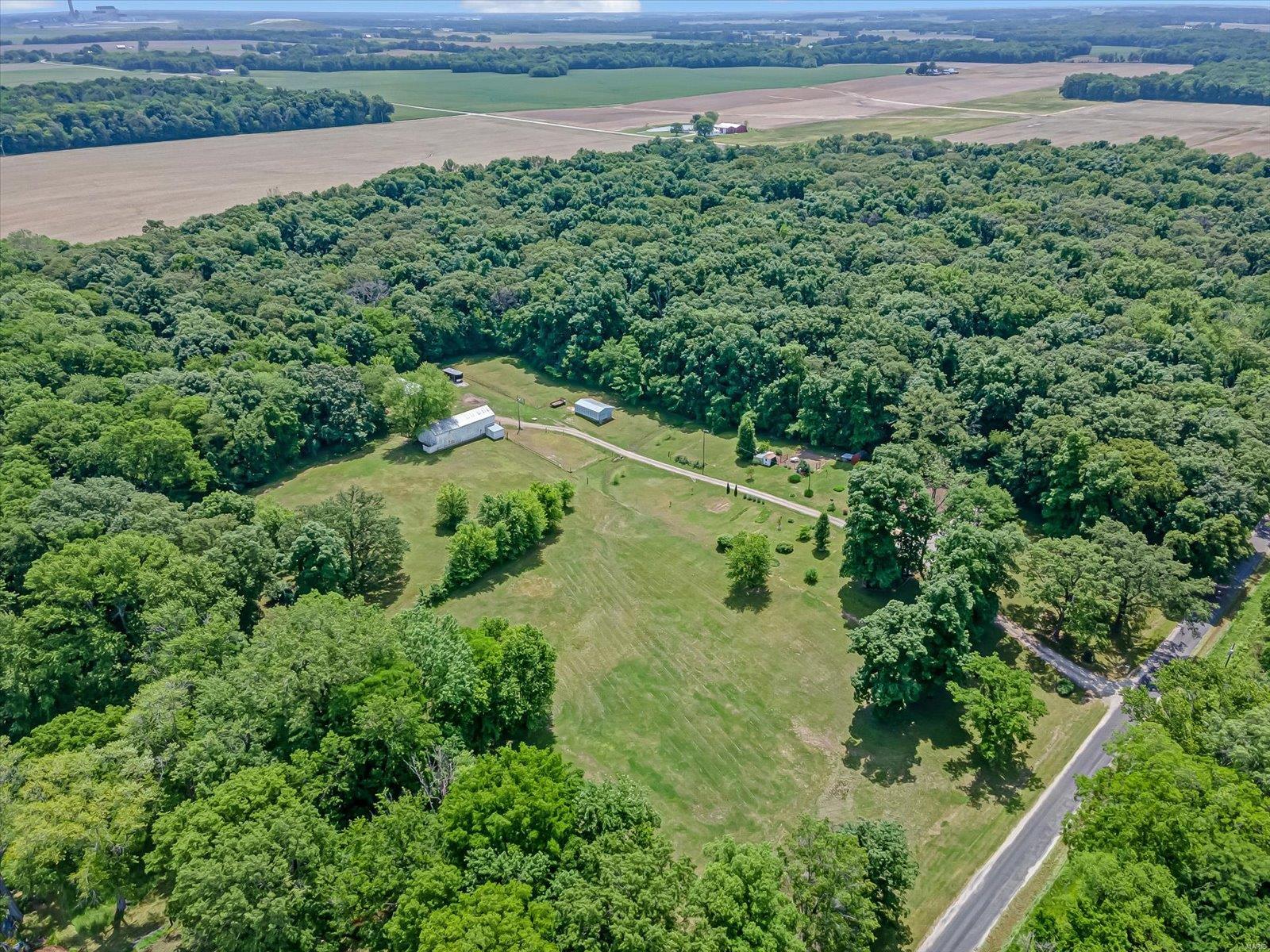 2100 Beckmann Road Lenzburg, IL 62255 - Photo 23 of 36