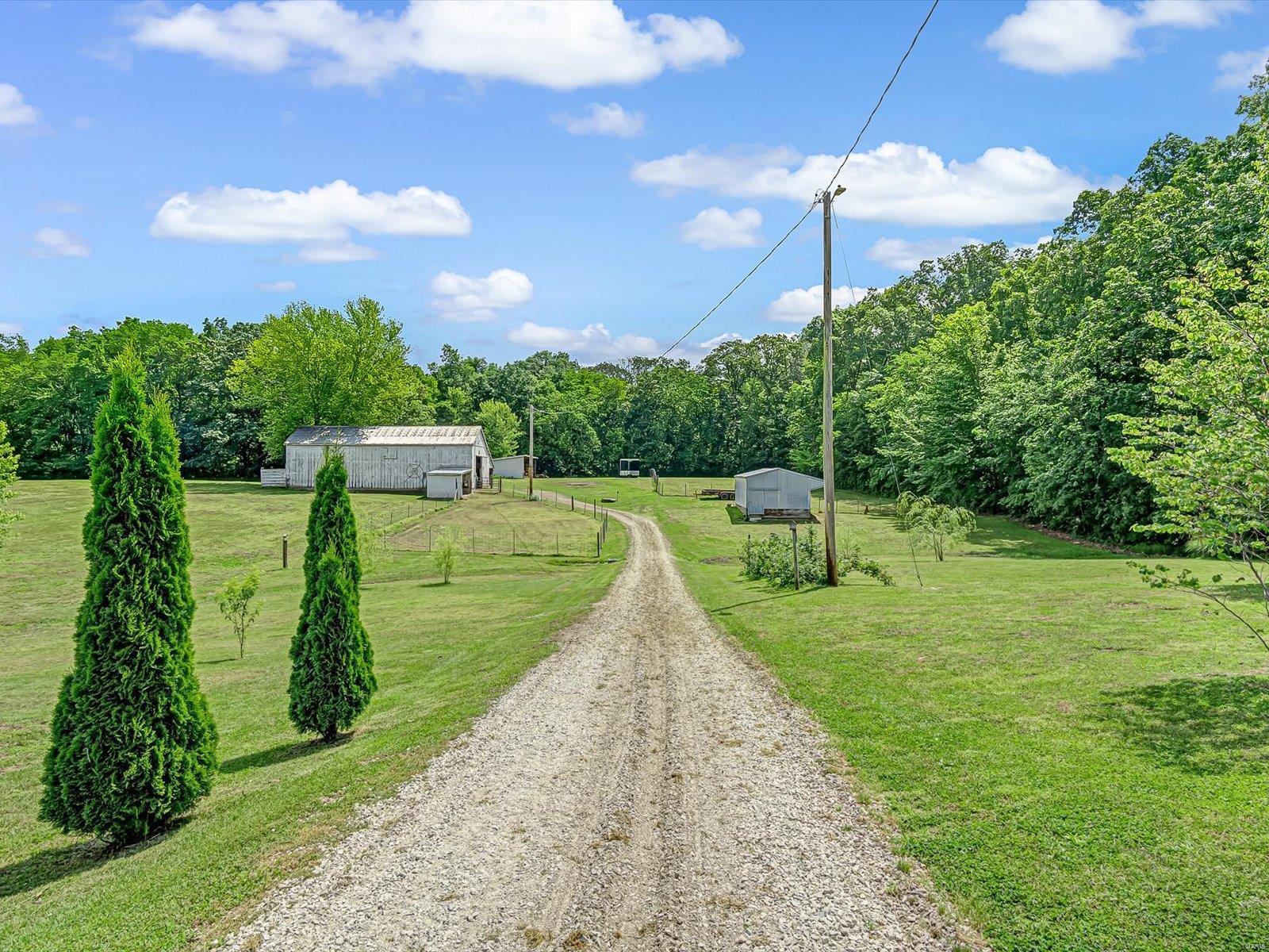 2100 Beckmann Road Lenzburg, IL 62255 - Photo 24 of 36
