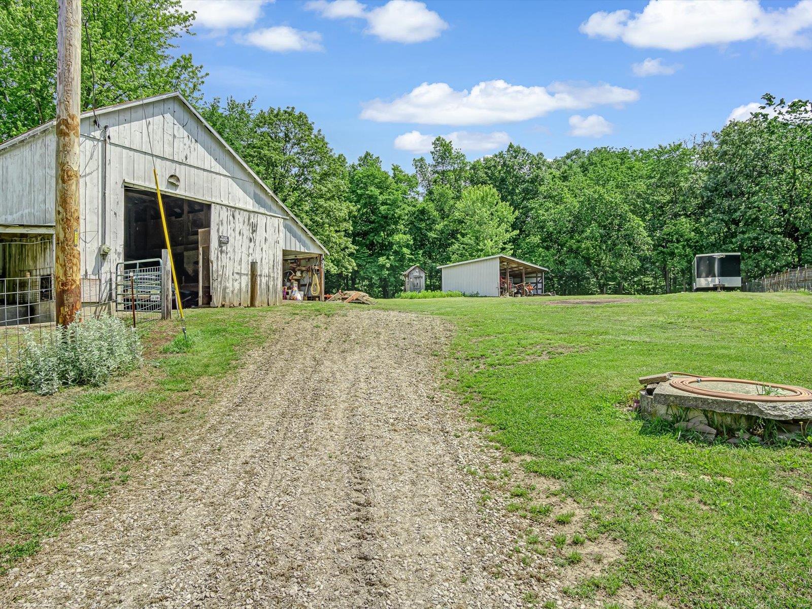 2100 Beckmann Road Lenzburg, IL 62255 - Photo 26 of 36