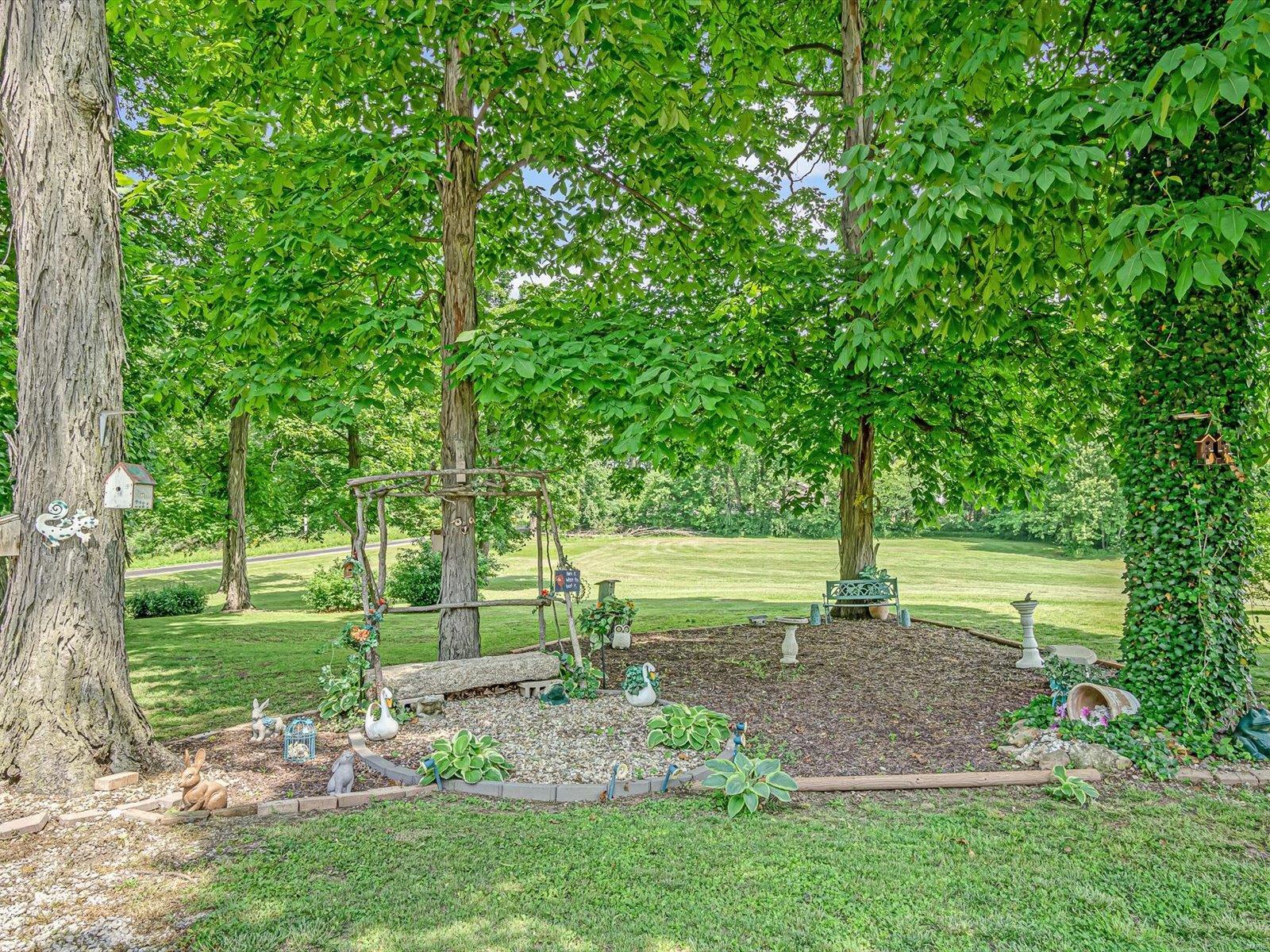 2100 Beckmann Road Lenzburg, IL 62255 - Photo 31 of 36