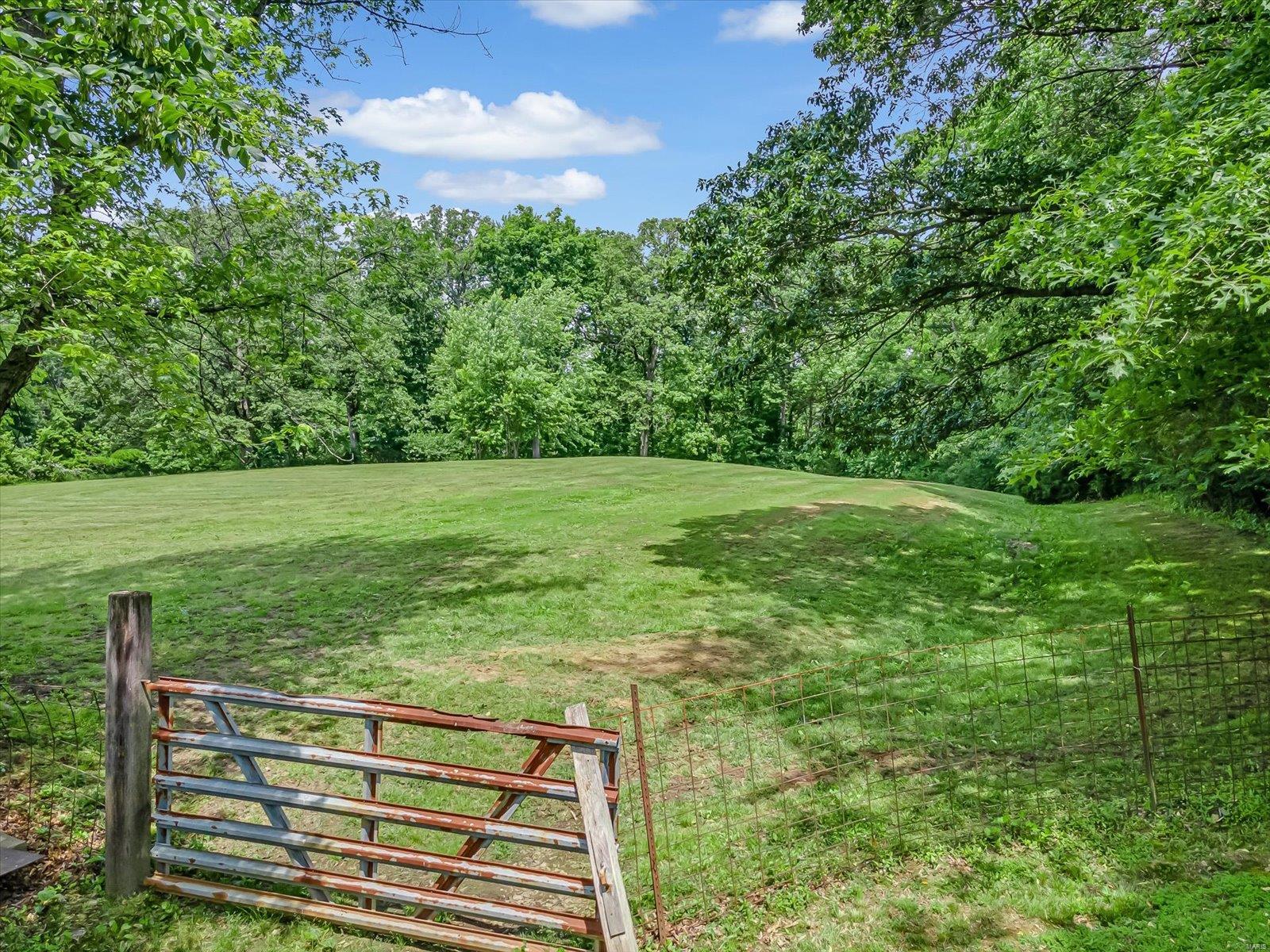 2100 Beckmann Road Lenzburg, IL 62255 - Photo 35 of 36