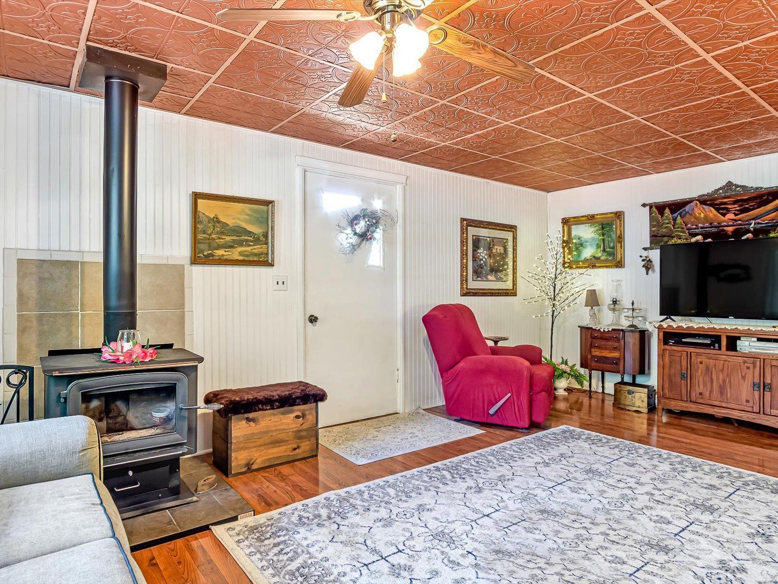 2100 Beckmann Road Lenzburg, IL 62255 - Photo 8 of 36