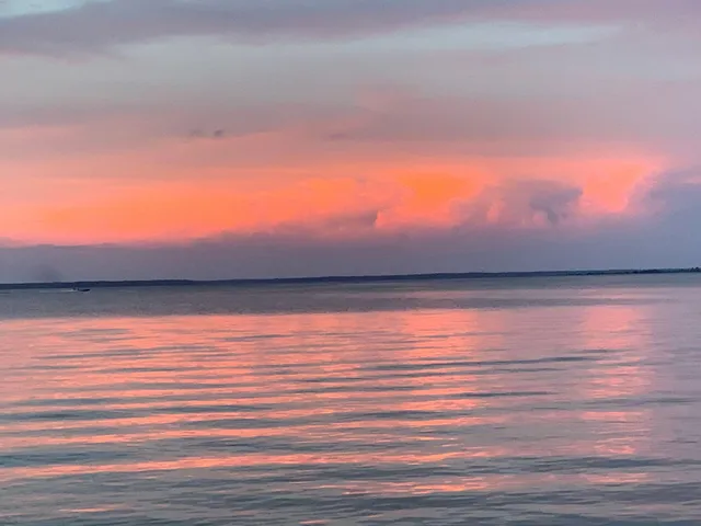 a view of room and mountain view