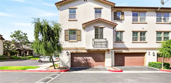 $4,200 | 2031 Arnold Way, Fullerton, CA 92833
