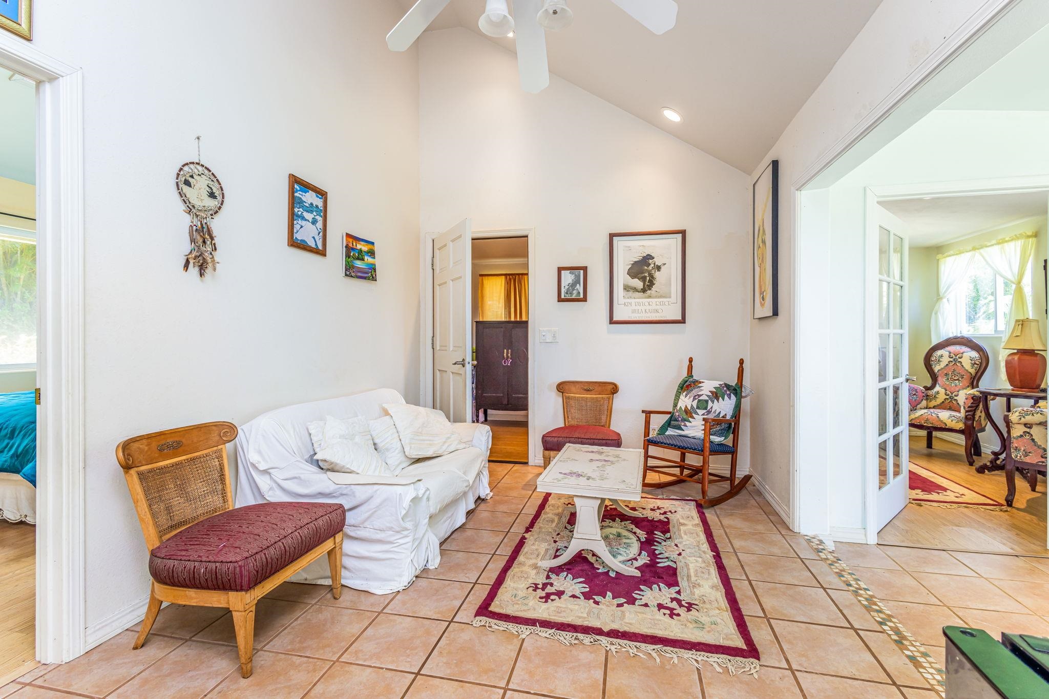 100 Hohani Place Haiku, HI 96708 - Photo 9 of 48 Living Area