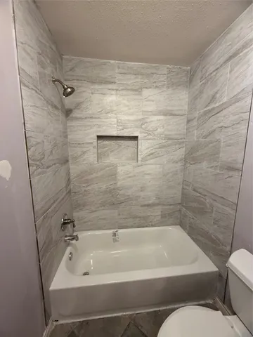 $1,900 | 4027 Summit Valley Drive, Houston, TX 77082