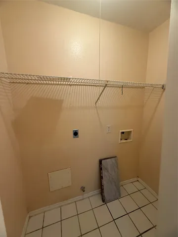 $1,900 | 4027 Summit Valley Drive, Houston, TX 77082