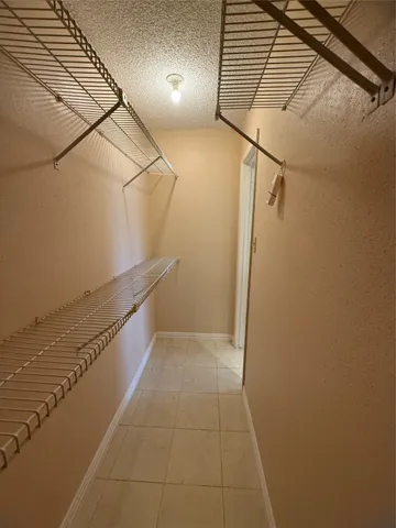 $1,900 | 4027 Summit Valley Drive, Houston, TX 77082