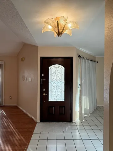 $1,900 | 4027 Summit Valley Drive, Houston, TX 77082