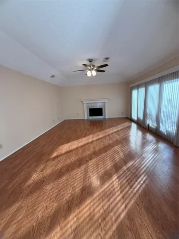 $1,900 | 4027 Summit Valley Drive, Houston, TX 77082