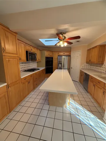 $1,900 | 4027 Summit Valley Drive, Houston, TX 77082