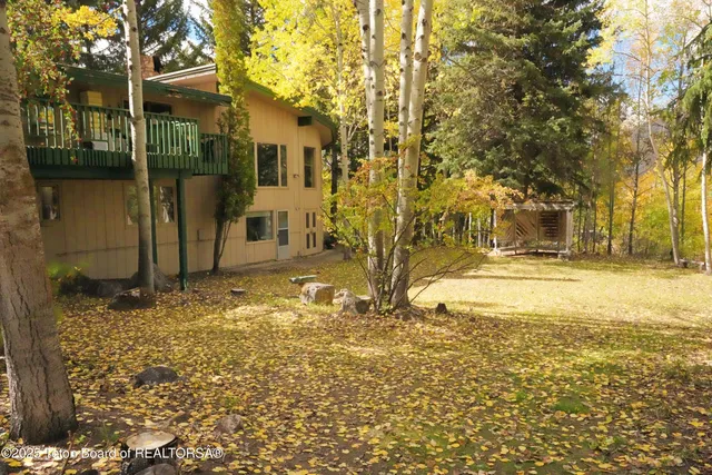 $2,650,000 | 515 Pine Drive, Jackson, WY 83001