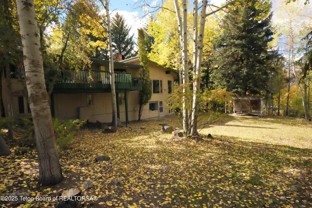 $2,650,000 | 515 Pine Drive, Jackson, WY 83001
