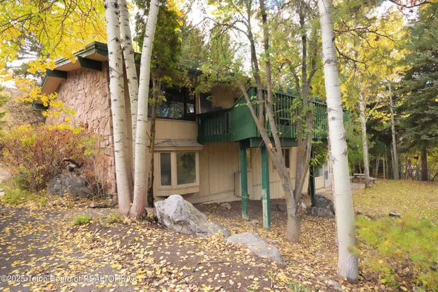$2,650,000 | 515 Pine Drive, Jackson, WY 83001