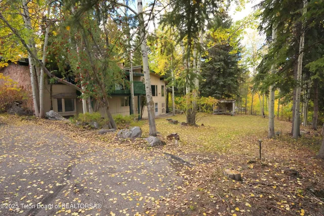 $2,650,000 | 515 Pine Drive, Jackson, WY 83001