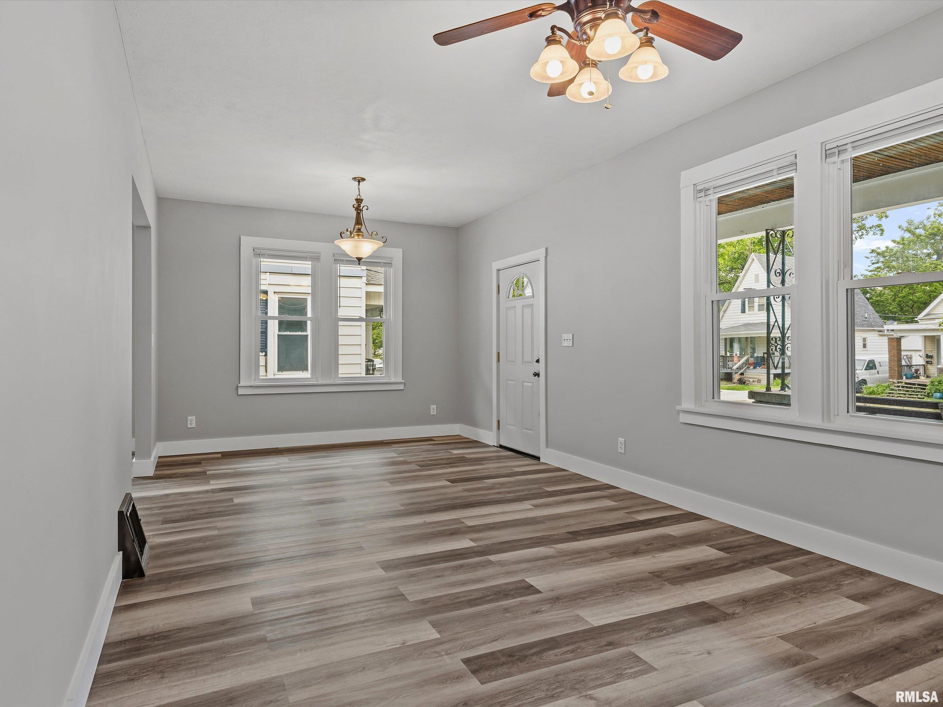 1519 South Spring Street Springfield, IL 62704 - Photo 6 of 22