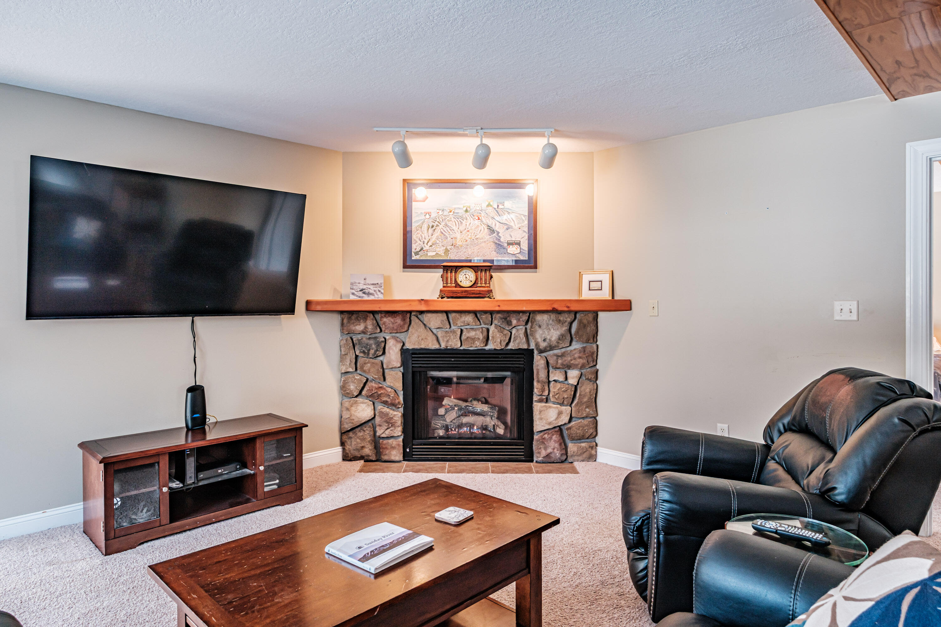 9 Alder Road, Unit 7 Newry, ME 04261 - Photo 17 of 34 20260120gp-60022