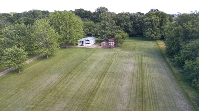 205 Ranch Lane Mahomet, IL 61853 - Photo 4 of 8