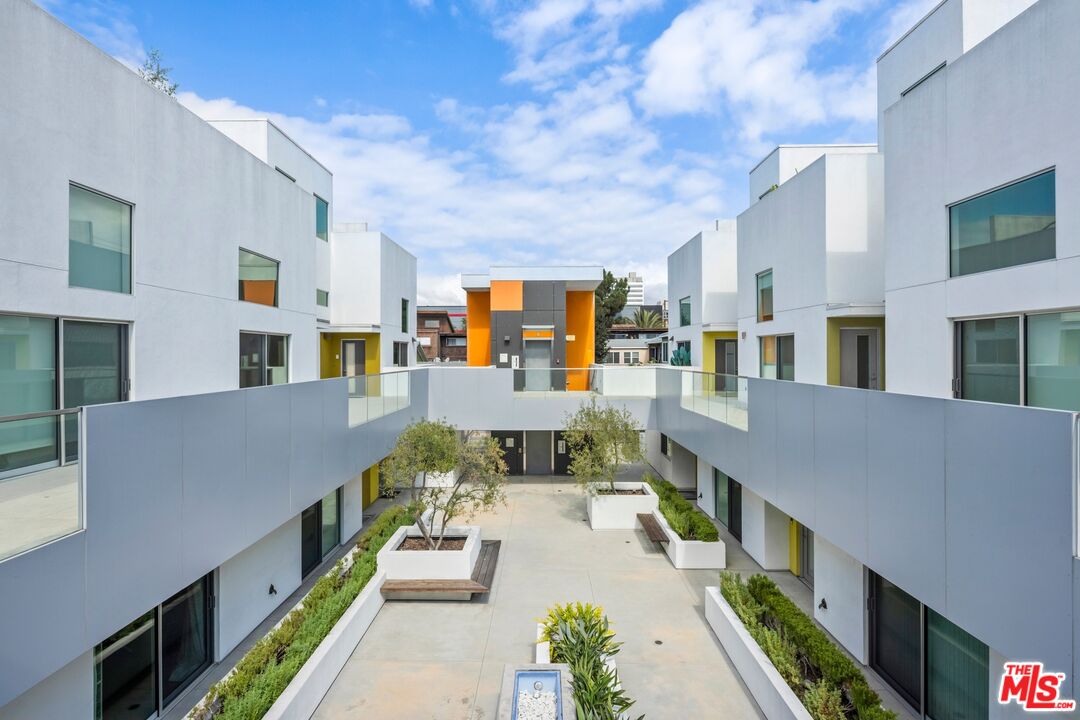 1433 14th Street, Unit 1 Santa Monica, CA 90404 - Photo 13 of 14