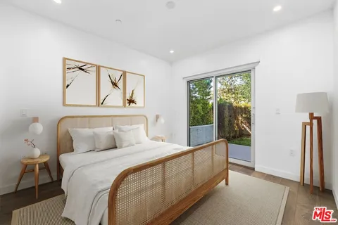 $1,249,999 | 1433 14th Street, Unit 1, Santa Monica, CA 90404