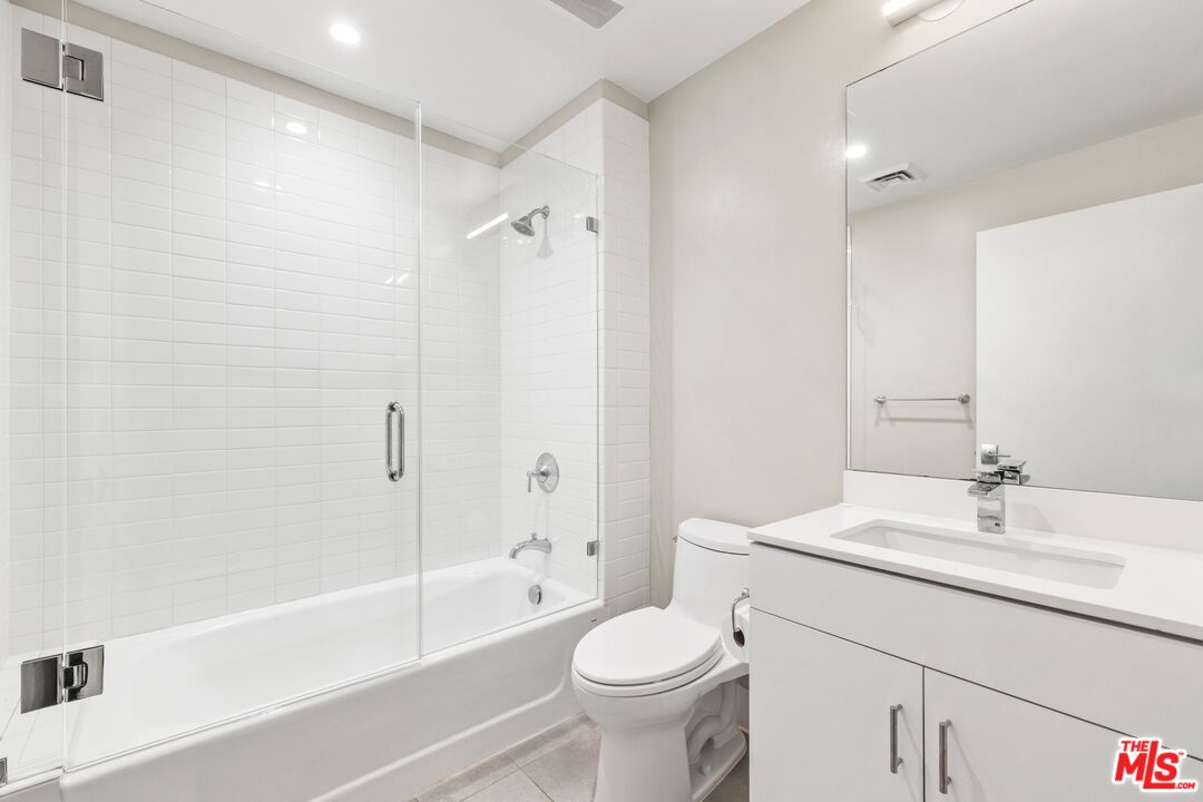1433 14th Street, Unit 1 Santa Monica, CA 90404 - Photo 10 of 14