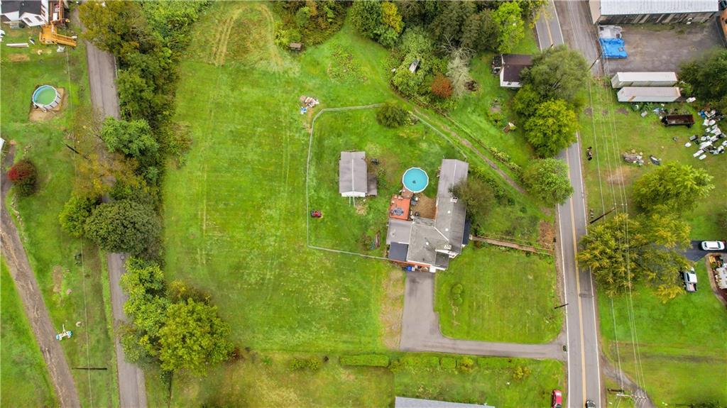 487 B Blockhouse Run Road New Brighton, PA 15066 - Photo 3 of 25 Gallery Image 3