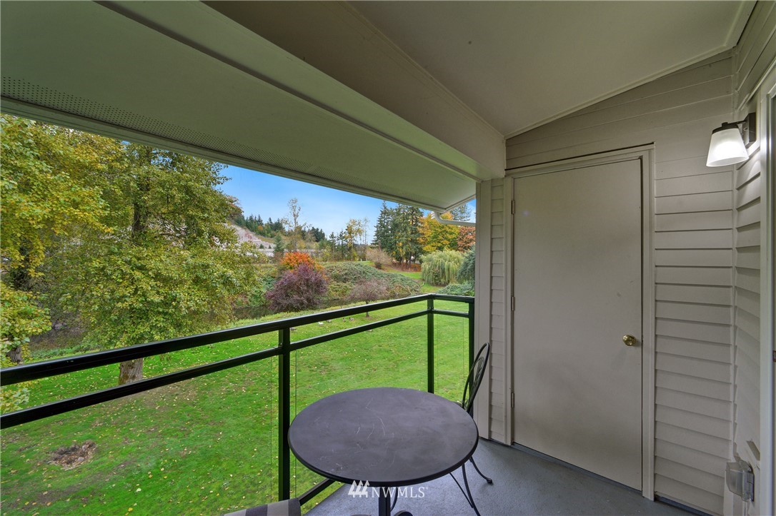 10838 East Riverside Drive, Unit C302 Bothell, WA 98011 - Photo 12 of 14