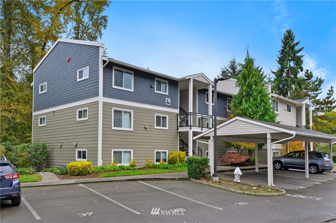 10838 East Riverside Drive, Unit C302 Bothell, WA 98011 - Photo 3 of 14