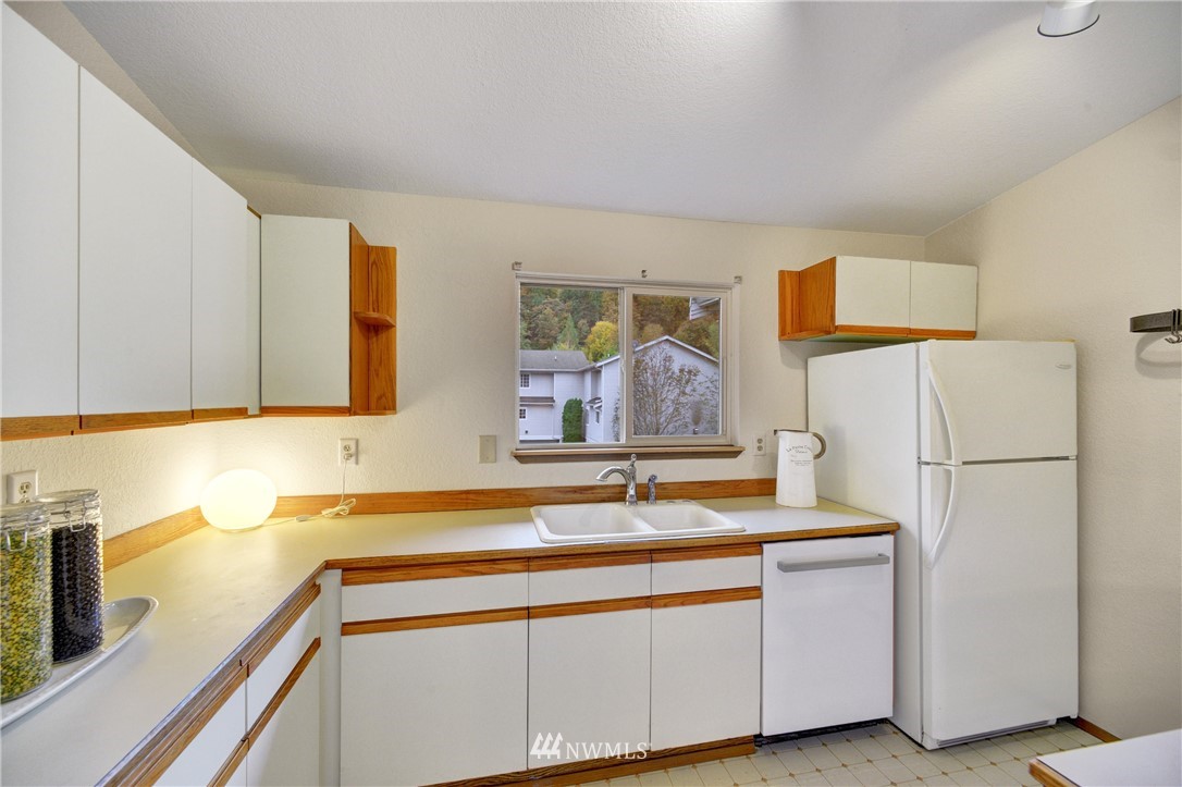 10838 East Riverside Drive, Unit C302 Bothell, WA 98011 - Photo 7 of 14