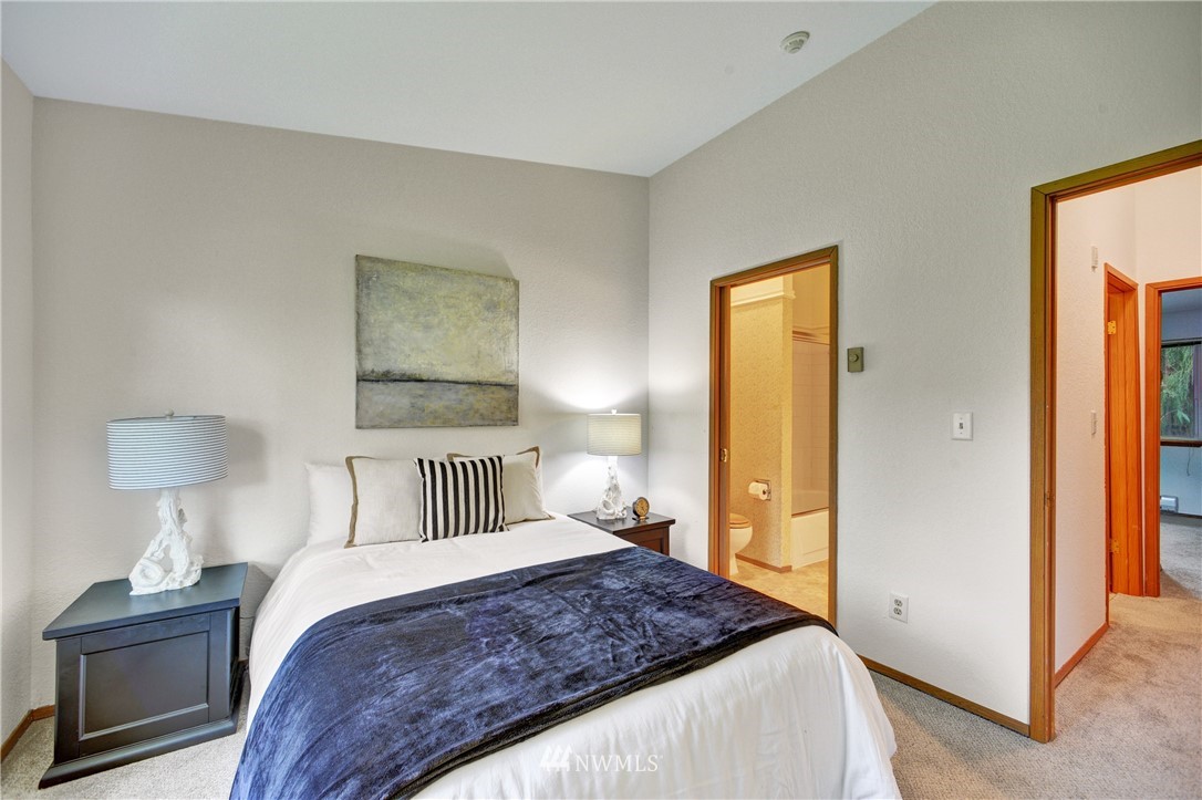 10838 East Riverside Drive, Unit C302 Bothell, WA 98011 - Photo 8 of 14