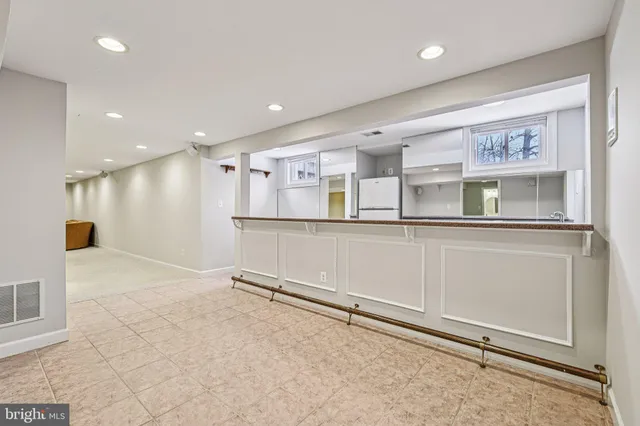 $1,000,000 | 15462 Eagle Tavern Lane, Centreville, VA 20120