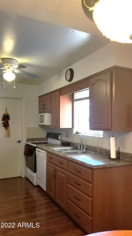 $2,250 | 716 North 64th Street, Mesa, AZ 85205