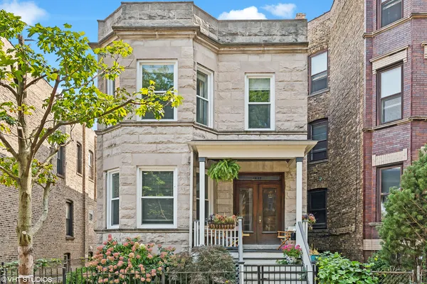$949,000 | 1427 West Winona Street, Chicago, IL 60640