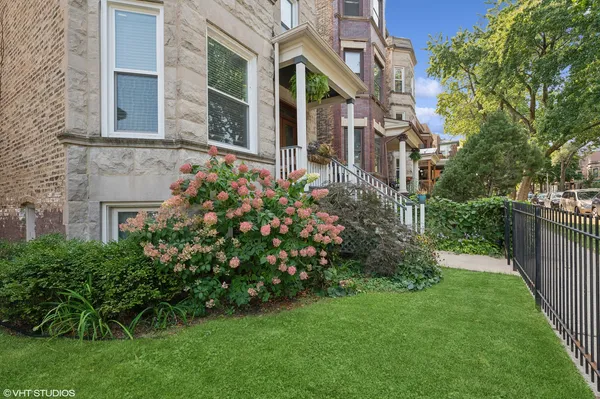 $949,000 | 1427 West Winona Street, Chicago, IL 60640