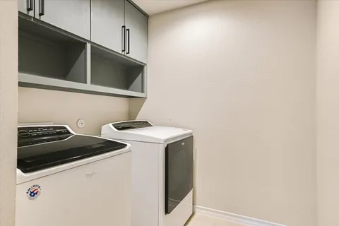 $399,999 | 8033 Massa Drive, Round Rock, TX 78665