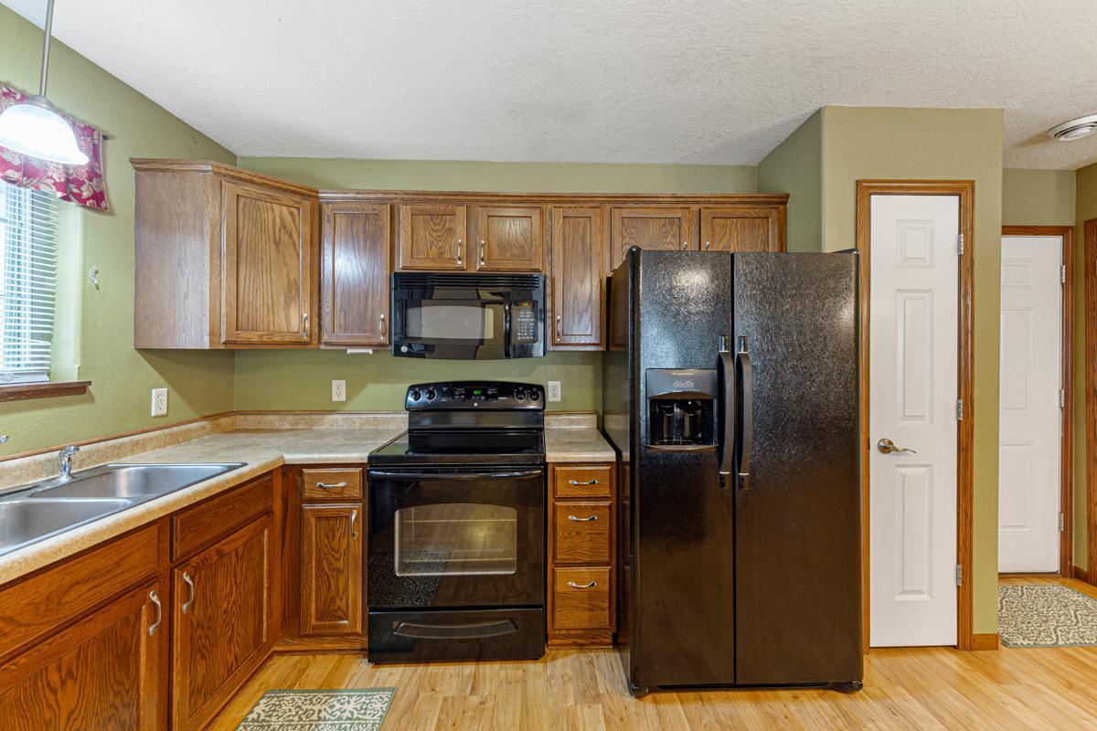 109 Nicklaus Path Mankato, MN 56001 - Photo 12 of 32