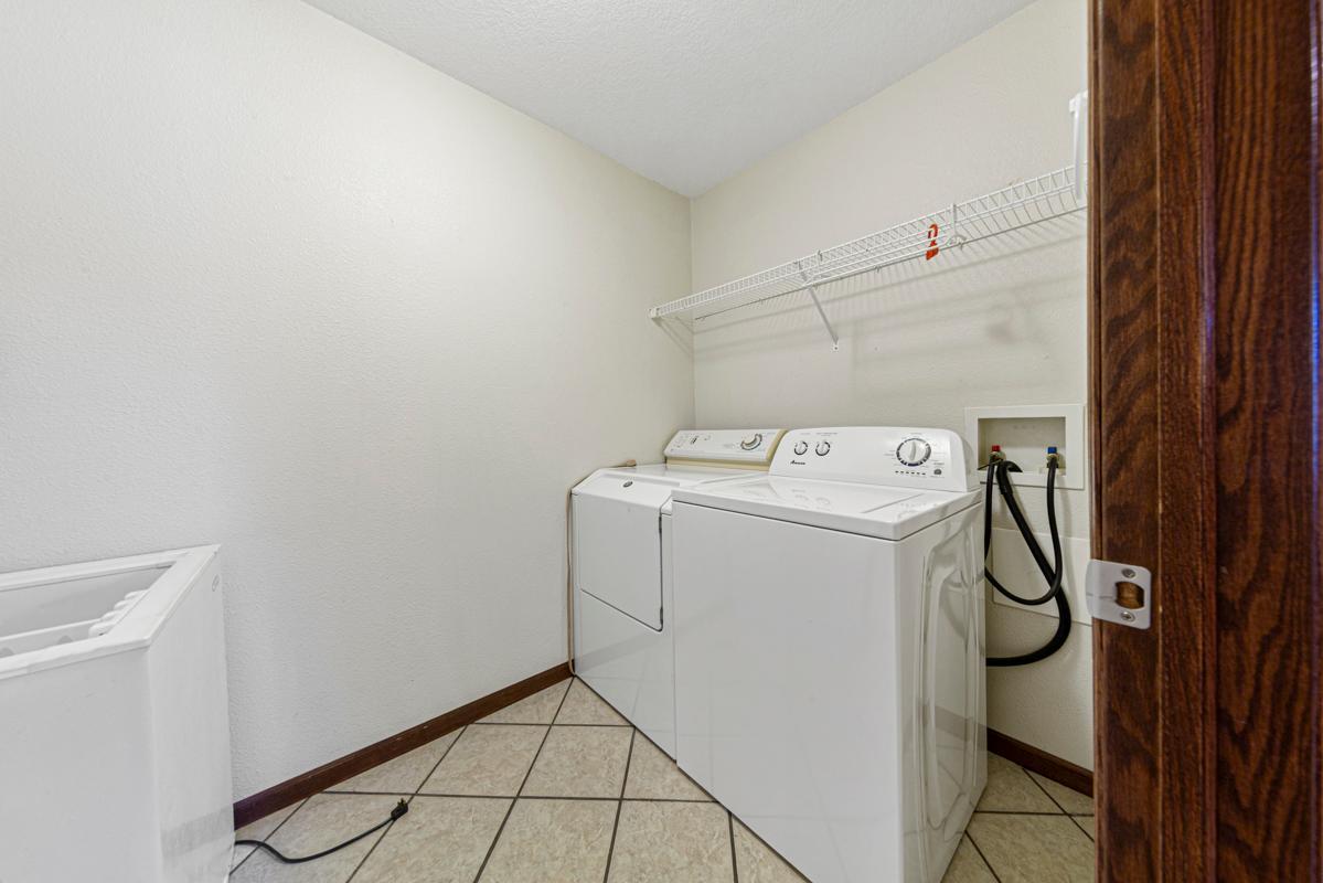 109 Nicklaus Path Mankato, MN 56001 - Photo 20 of 32