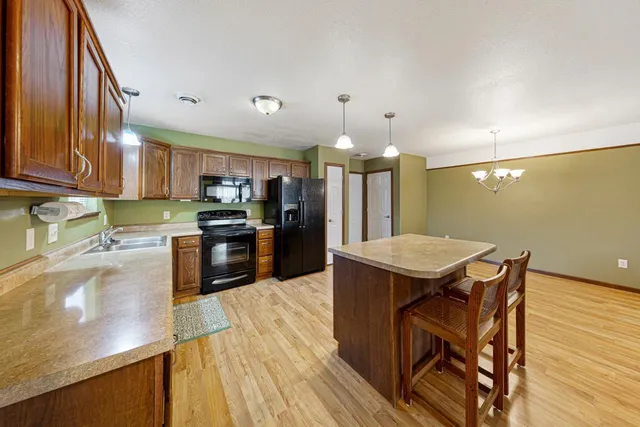 $319,900 | 109 Nicklaus Path, Mankato, MN 56001