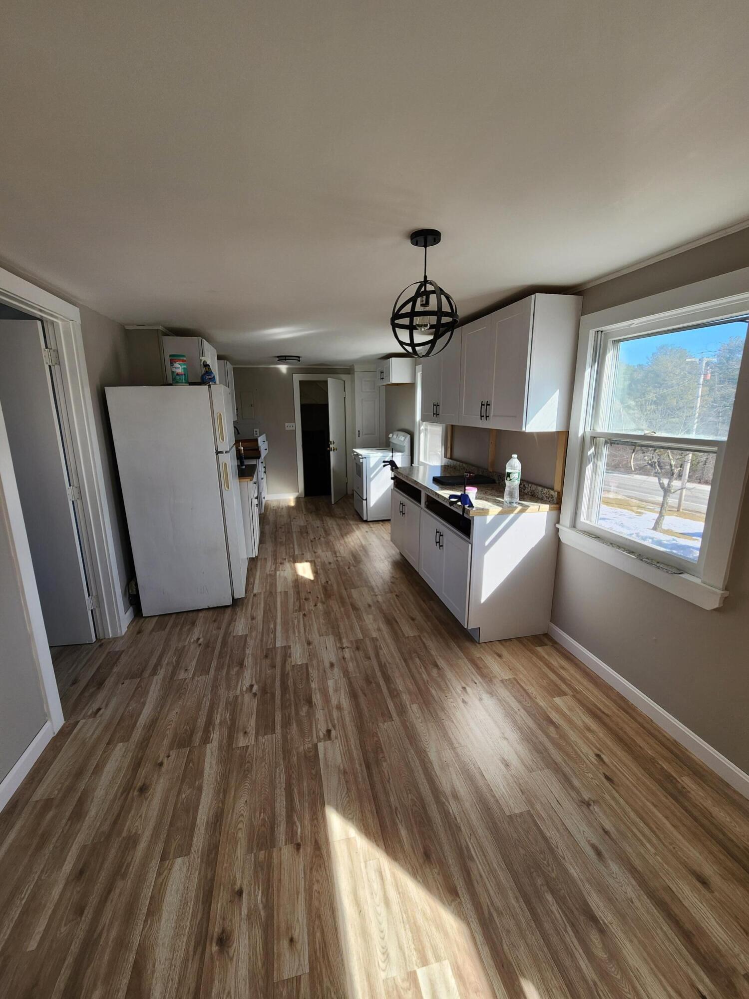 176 Highway 1 Freeport, ME 04032 - Photo 6 of 13 20230212_114711