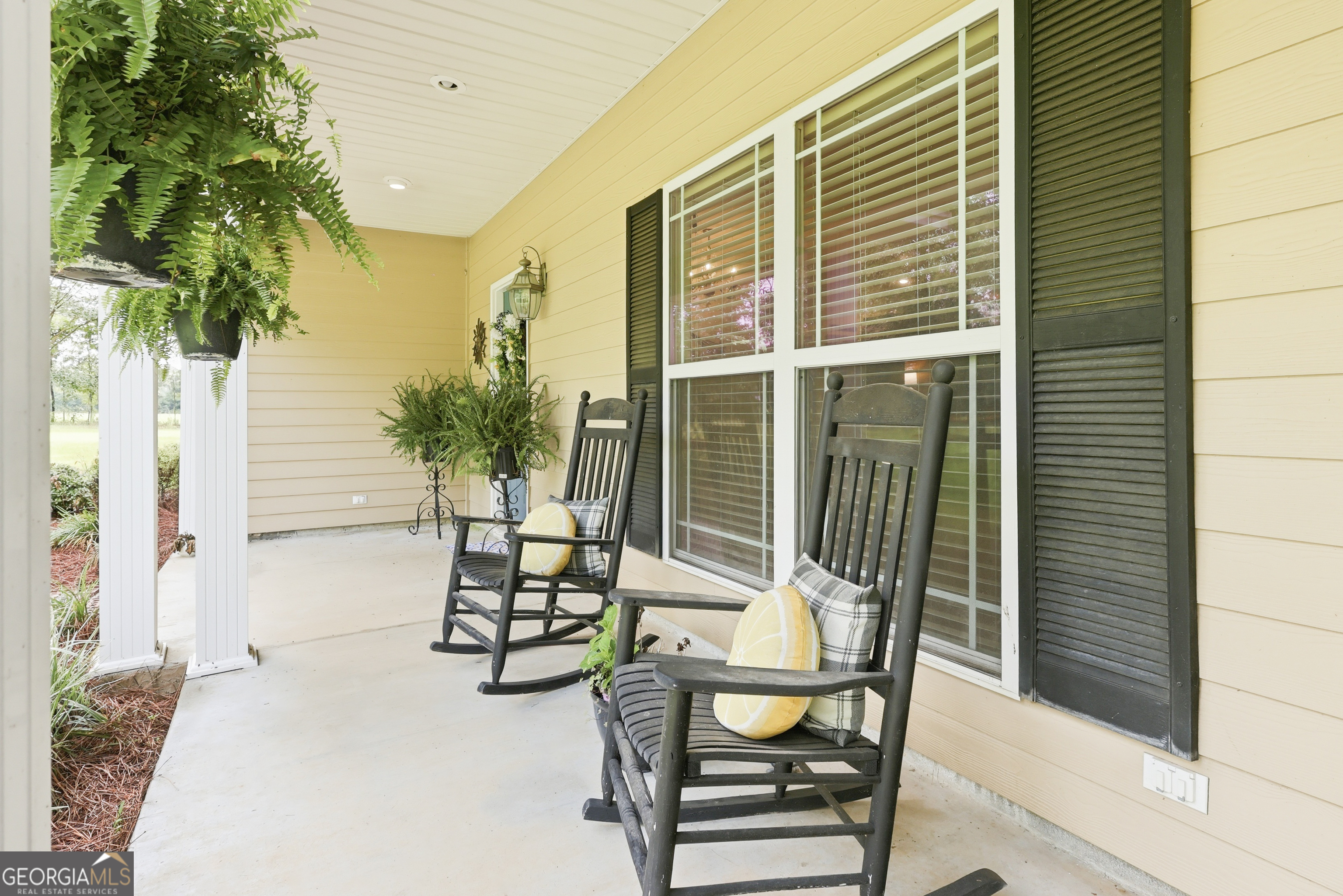 8740 Coffee Road Hahira, GA 31632 - Photo 4 of 43