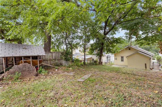 $79,000 | 2936 Jackson Avenue, Kansas City, MO 64128