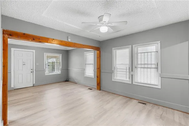 $79,000 | 2936 Jackson Avenue, Kansas City, MO 64128