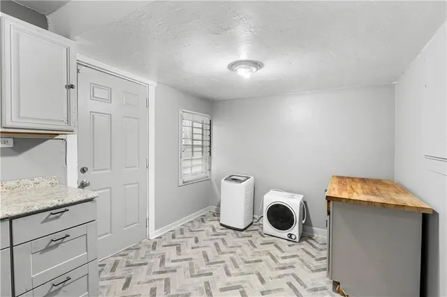 $79,000 | 2936 Jackson Avenue, Kansas City, MO 64128