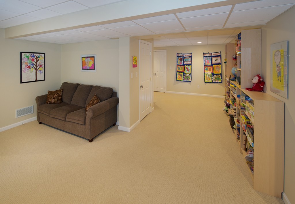 10 Bittersweet Lane Hamilton, MA 01982 - Photo 12 of 24 Gallery Image 12