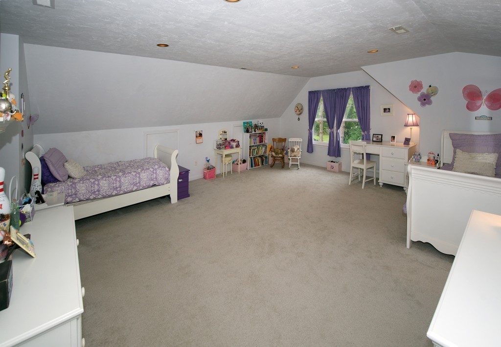 10 Bittersweet Lane Hamilton, MA 01982 - Photo 18 of 24 Gallery Image 18