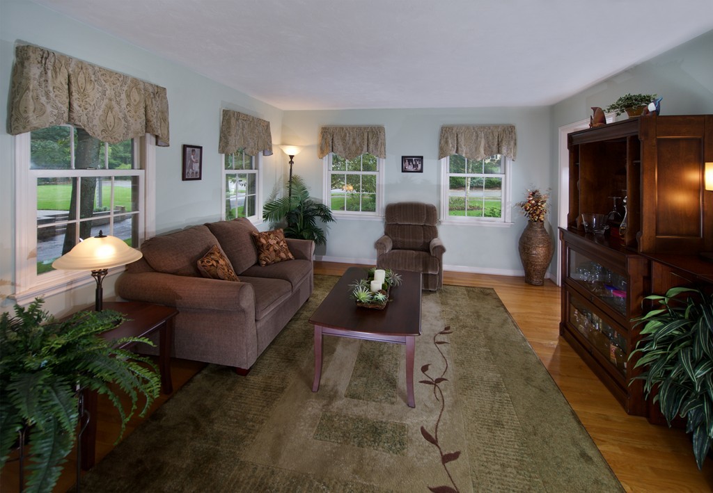 10 Bittersweet Lane Hamilton, MA 01982 - Photo 10 of 24 Gallery Image 10