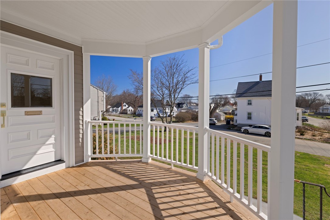 54 East Earle Street Cumberland, RI 02864 - Photo 6 of 44