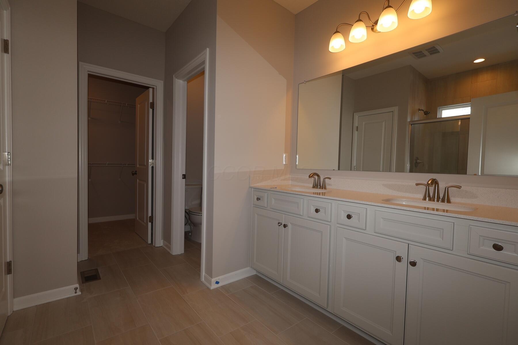 116 Ruby Road Pataskala, OH 43062 - Photo 14 of 22 Owner's Bathroom