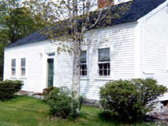 36 Raymond Road Deerfield, NH 03037 - Photo 1 of 4