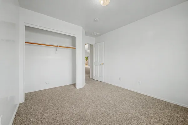 $2,100 | 3903 West Goodman Drive, Glendale, AZ 85308